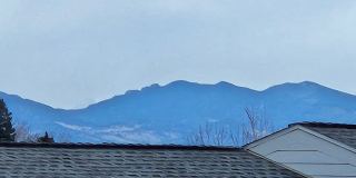 Mountain View 2 Bed 2 Bath 2 Balconies Top Floor Condo-Tons of Amenities Gallery 1