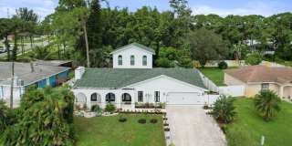 1992 SW Brisbane Street Gallery 1