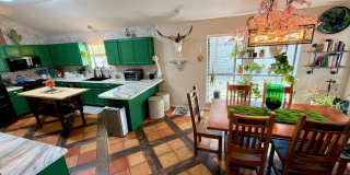 Beautifully updated home IN THE BLUFFS! Gallery 28