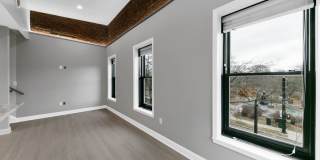 560 Madison Gallery 12