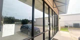 610 E Tyler Street Gallery 4