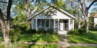 Charming 1927 Bungalow in the Heart of Hyde Park | 2 Bed | 1 Bath Charming 1927 Bungalow in the Heart of Hyde Park | 2 Bed | 1 Bath Gallery 1