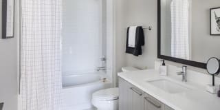 AMLI Arts Center Gallery 44