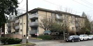 Emerald Place Apartments Gallery 4
