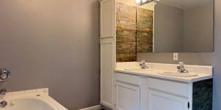 13301 Kanis Rd. Upper Apt, Little Rock AR 72211 Gallery 13