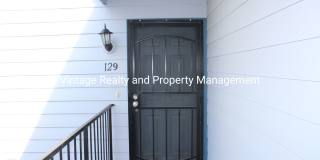 Ready To Go! Very Nice 2 bedroom Condo!!! Gallery 1