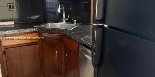 1430 Brickell Bay Dr Gallery 2