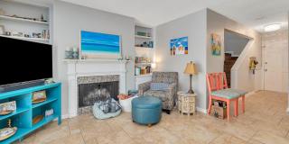 132 S Island Square Dr Gallery 1