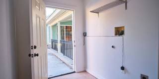 Charming 3 Bedroom in Historical Tower District Gallery 38