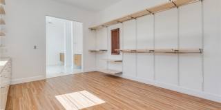 628 Edgebrook Drive Gallery 28