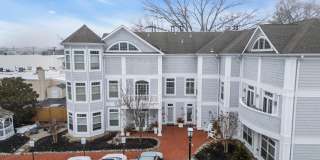 160 Main Street unit: 4 Gallery 1