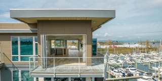 Yacht Harbor Club Gallery 45