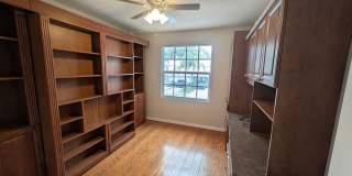 Luxury Gated Community Beautiful 3-Bedroom 2.5 Bath Gallery 16
