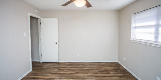 Available July 1st: Spacious 3 Bed, 2 Bath Ready for You! Gallery 21