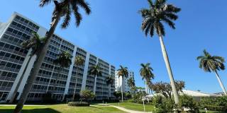 3224 S Ocean Boulevard Gallery 1