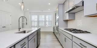 707 Hoke Lane - 1 Gallery 2