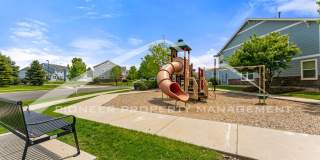 Charming Townhome with 1 Car Garage and Central A/C Gallery 23