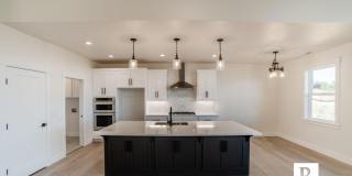 East Medford Cedar Links Living Gallery 5