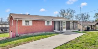 210 Williamsburg Road Gallery 1