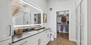 NOVEL Parkway Gallery 34