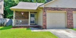 5532 NE Robmont Drive Gallery 4