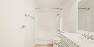 Oak & Iron Flats Apartments Oak & Iron Flats Apartments Gallery 5