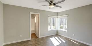 The James Apartments Gallery 47