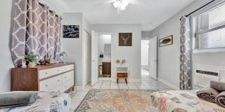 1246 Johnson Street Gallery 27