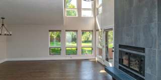 Beautiful Townhome in Central Colorado Springs! Gallery 8