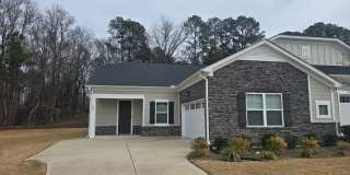 The Perfect Resort-Style Living in Auburn Village! Gallery 1