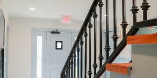Inez Gallery 18
