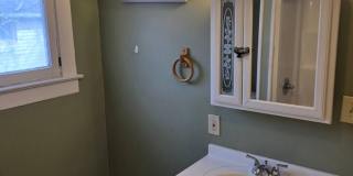 Charming 4-Bedroom Property in Prime Location Gallery 26