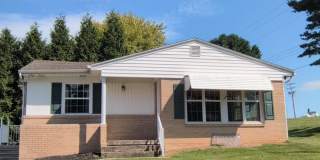 Single Family Home with Attached Garage Gallery 1
