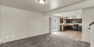 4 Bedroom 3 Bathroom Home in Springville! Gallery 8