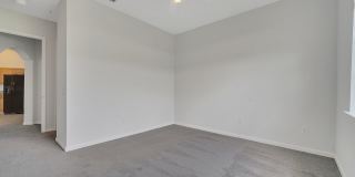 Beautiful 3/2 Condo in Davenport! Water and basic internet included! Gallery 16