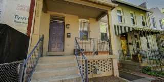 Great 3 Bedroom 2 Bath Renovated townhome in H St corridor Gallery 4