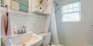 538 4th Ave NW Gallery 6