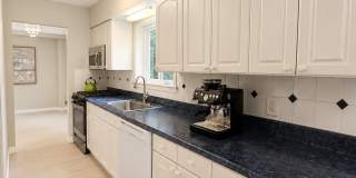 8913 CROMWELL Drive Gallery 7