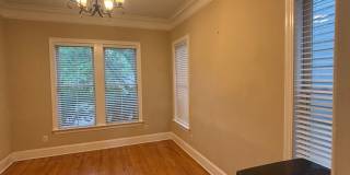 Spacious 4 Bed, 2.5 Bath Home Near Devine Street | Available July 1 Gallery 10