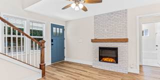 42 Forsythe St Gallery 11