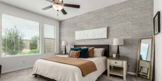 Luxury 2BR + Den Townhome in Amenity-Packed Community - Encanterra Gallery 13