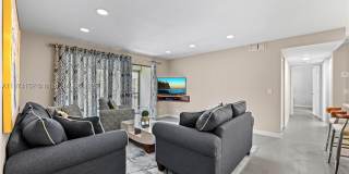 812 Sky Pine Way Gallery 5