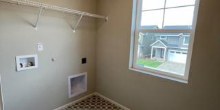 $500 off first month! 4 Bedroom 2.5 Bath Home McMinnville OR Gallery 11