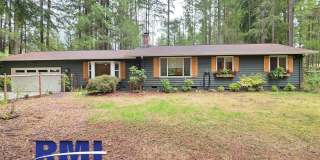Spacious 4 Bedroom Retreat!! Gallery 1