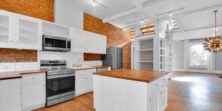 Architecturally Stunning Curtis Park Townhome With Historic Charm Gallery 14