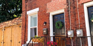 Cozy Rental - Lawrenceville Gallery 1