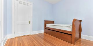 87 Browne St Gallery 19