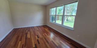 Spacious 3Bed/2Ba Home in Established, Conveniently Located Neighborhood! *1/2 OFF Security Deposit for Active-Duty Military!* Gallery 4