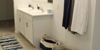 Military Jets Fly Over this 4BR House in Litchfield Park Gallery 19