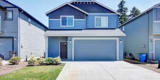 Spacious Two-Story Home in Central Vancouver — 3 Bed | 2.5 Bath | 1,856 Sq Ft Gallery 1